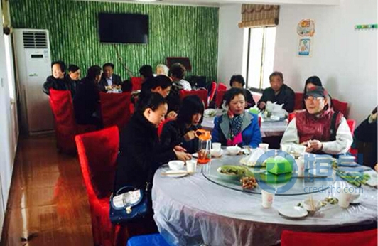 蘇州第二分公司舉辦“陽澄湖品蟹一日游”