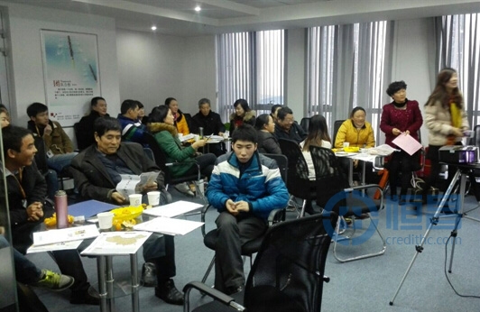 襄陽分公司舉辦“3.15金融大講堂”