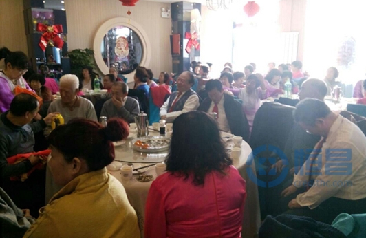 包頭分公司進駐老年大學開展財富管理講座