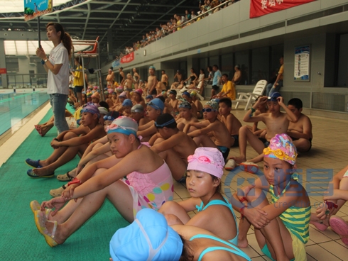 “恒昌杯”暑期游泳匯報比賽成功舉辦.jpg