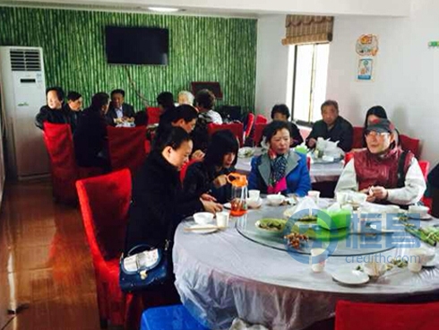 蘇州第二分公司舉辦“陽澄湖品蟹一日游”