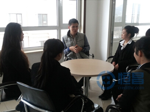 大連分中心大連瓦房店?duì)I業(yè)部新人培訓(xùn).jpg 大連分中心大連瓦房店?duì)I業(yè)部新人培訓(xùn).jpg