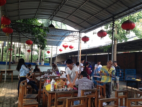 恒昌惠誠柳州分公司舉行團建活動