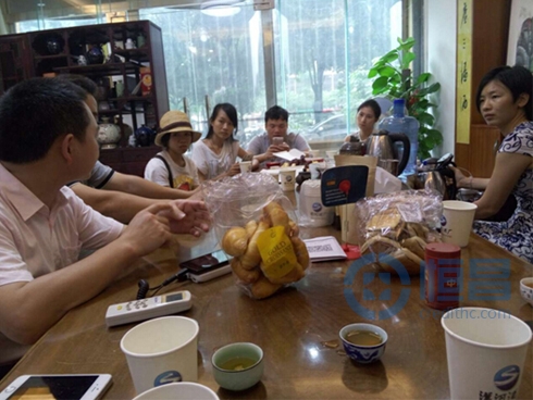 “對話——財(cái)富市場簡析”茶話會圓滿結(jié)束 “對話——財(cái)富市場簡析”茶話會圓滿結(jié)束