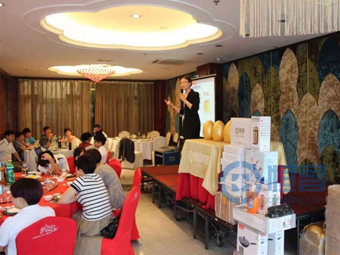 寧波第三分公司舉辦金六月客戶(hù)答謝酒會(huì)