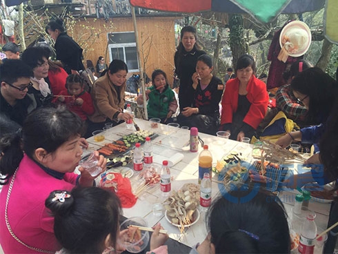 黃岡分公司“三八婦女節(jié)”踏青活動(dòng)圓滿結(jié)束 黃岡分公司“三八婦女節(jié)”踏青活動(dòng)圓滿結(jié)束