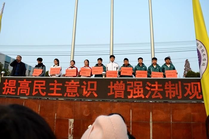 �����������g�WУ�e�������Ҫ��W���C���xʽ