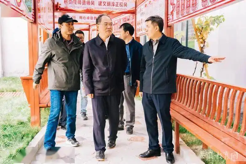 �`����ѩ���ԭ�ϵ�ϣ��֮�� ���ա��M�Fʽ�������˲�Ԯ�ع���ӛ