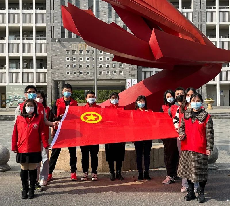 �Ϸ��еڶ��ЌW���F�T�Г�������������ǰ