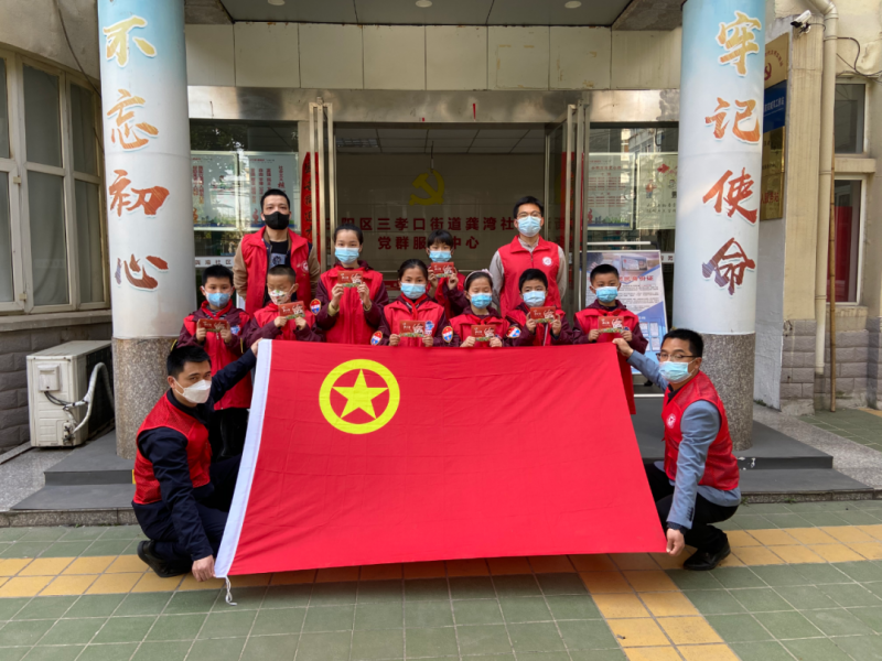 �����������F(tu��n)����У�^(q��)����������Ӣ�� ���ېۇ��顱