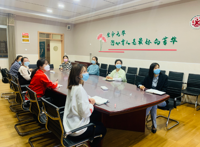 �Ϸ��д����׹����M���_չ�����������������v�����όW�����