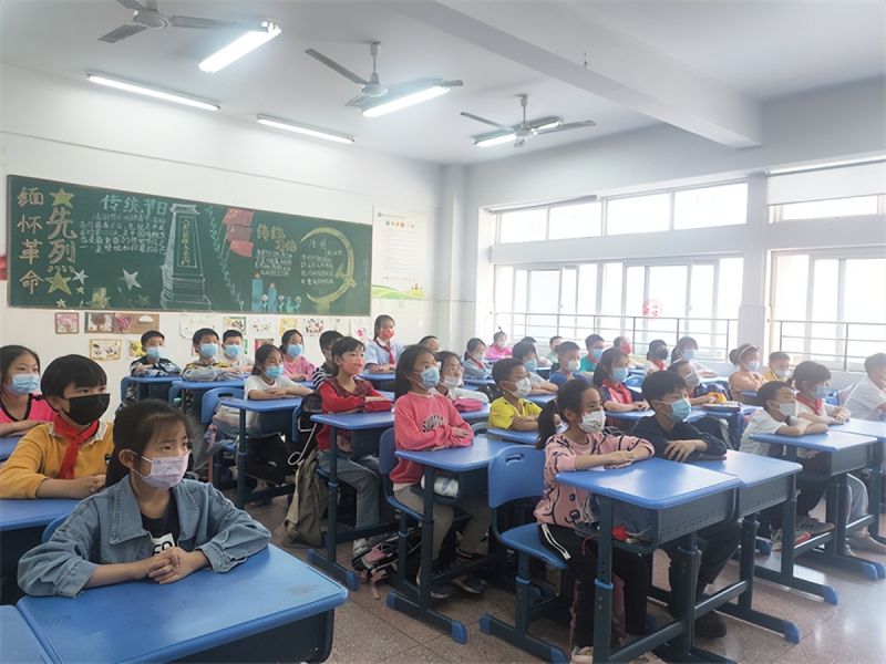 �Ϸ�����С�s�ǻ��@��У������У�@��߅���骄���Α�����