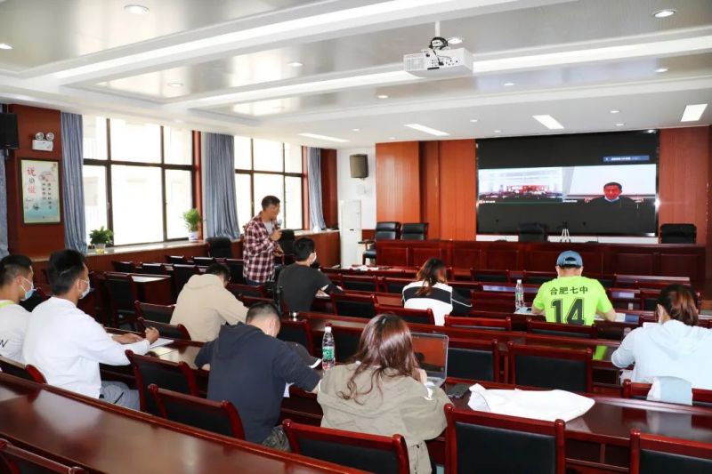 �Ϸ����и��W�ƽM������ӑ������������׫������ָ�����ϕ��h