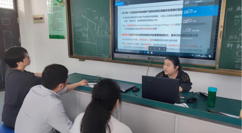 �Ϸʰ��н������F��ɽ��У�Ƅ��F꠳���