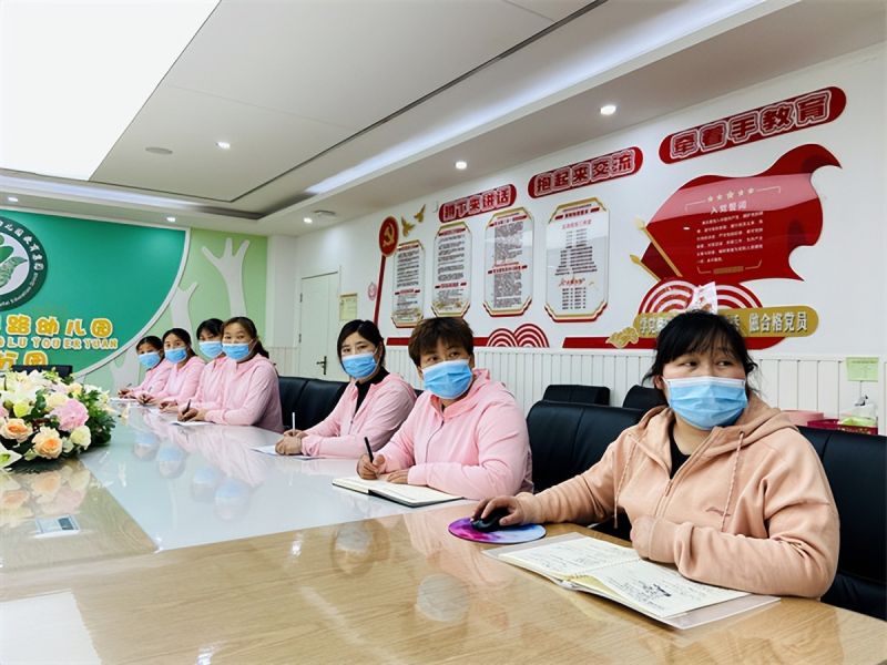 �Ϸ��а��׽������F����ֈ@���ƌW�A������Ӗ����