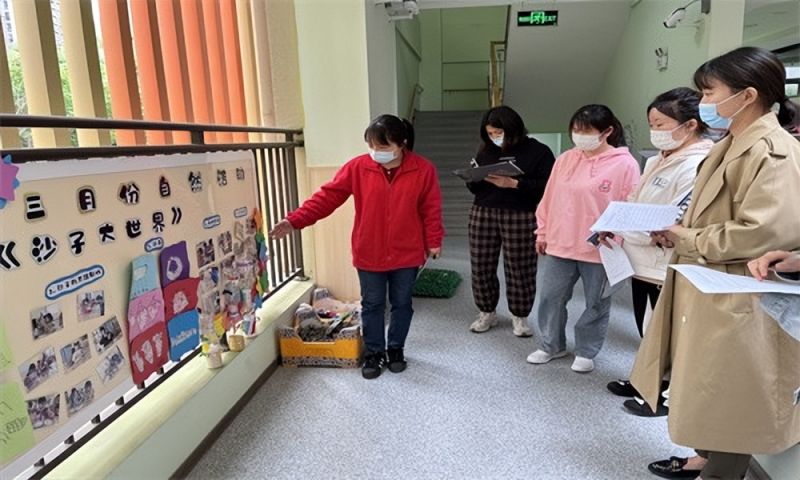 �Ϸ�����Ϫ�����׃��@�_չ���}������Ȼ����չʾ���u��