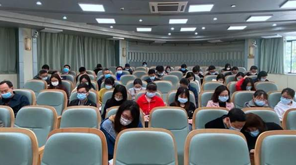 �Ϸ��еڶ��ЌW(xu��)�����˅��c ���˕r(sh��)�D