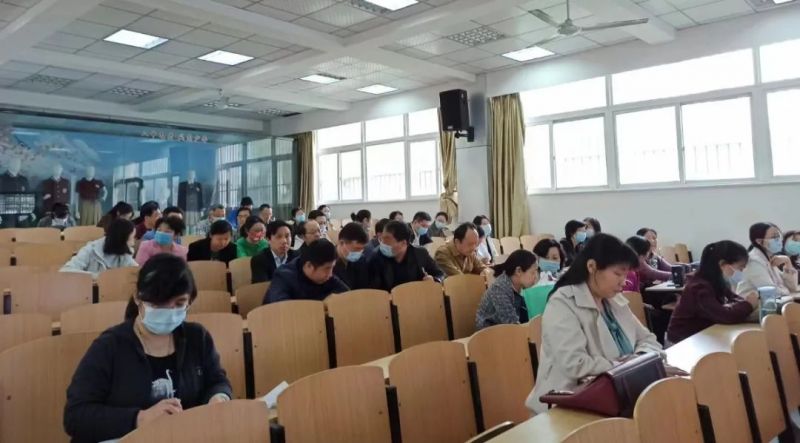 �Ϸʰ��н������F(tu��n)��ɽ��У���_���п�ԇ����(w��)��(hu��)