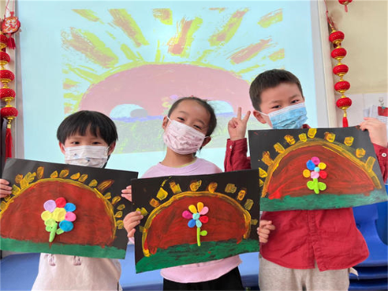 �Ϸ������v�׽̼��F(tu��n)���v�@�^(q��)����һ�M�_չͬ�n����(g��u)���л��(d��ng)