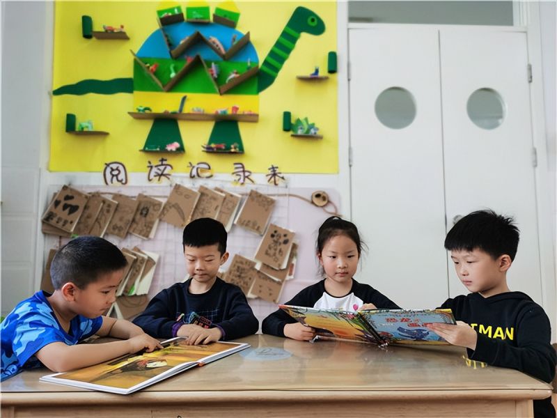 �Ϸ��д����׽������F(tu��n)���@�_չ��С㕽�ϵ�л��(d��ng)֮��醡���ͯ��