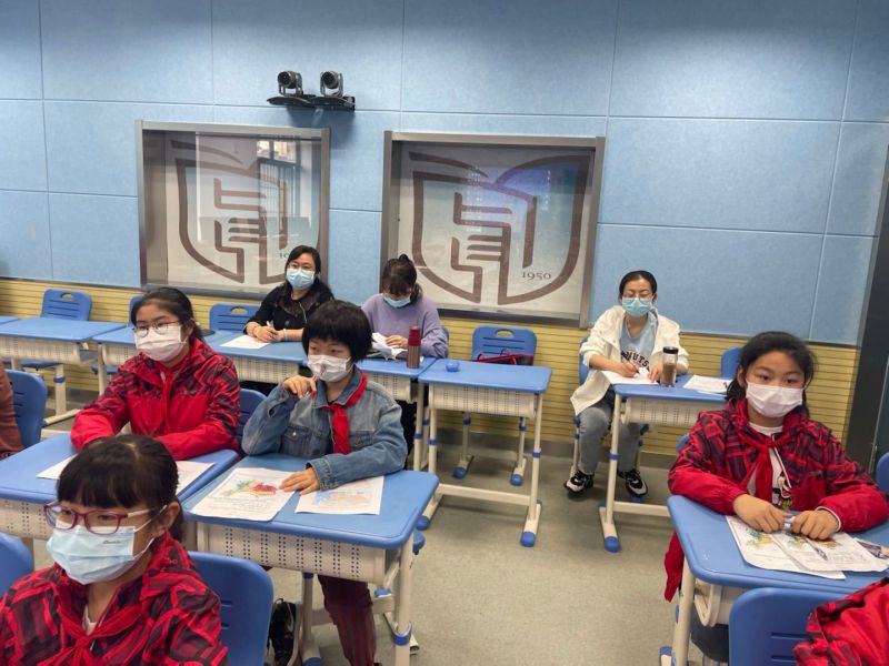 �Ϸ��л���·����С�W(xu��)���_չ�����c�������n���