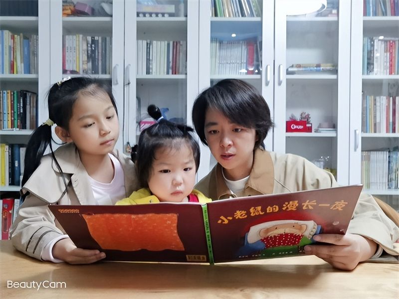 �Ϸ��д����׽������F���ͷֈ@С��M�_չ��^���