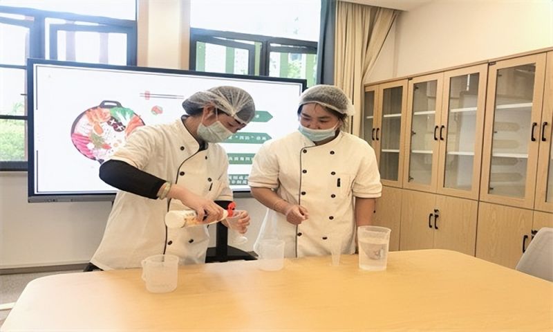 �Ϸ�����Ϫ�����׃��@�_չʳƷ��ȫ��Ӗ(x��n)��ߏN���ˆT�I(y��)��(w��)ˮƽ