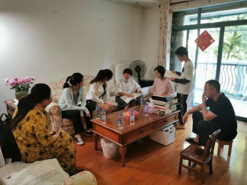 �Ϸ���ꖹ�С�W(xu��)�_չ���L���