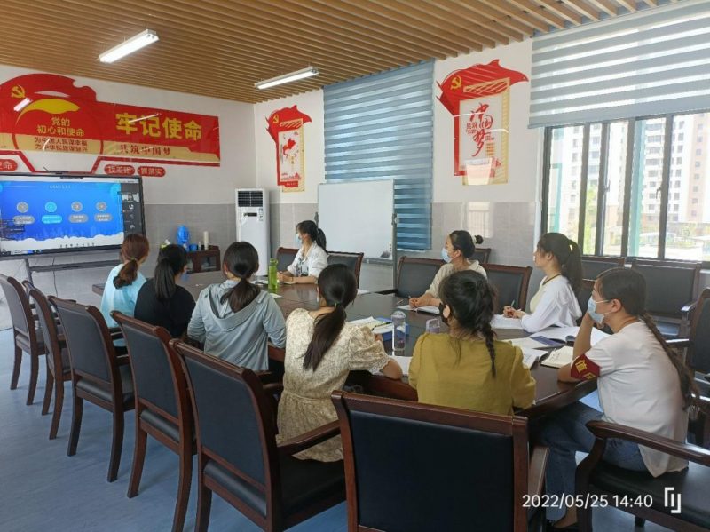 �Ϸʎ�����С�������F(tu��n)�L�S��У�M���̎������ǻ��n�þ�����Ӗ(x��n)