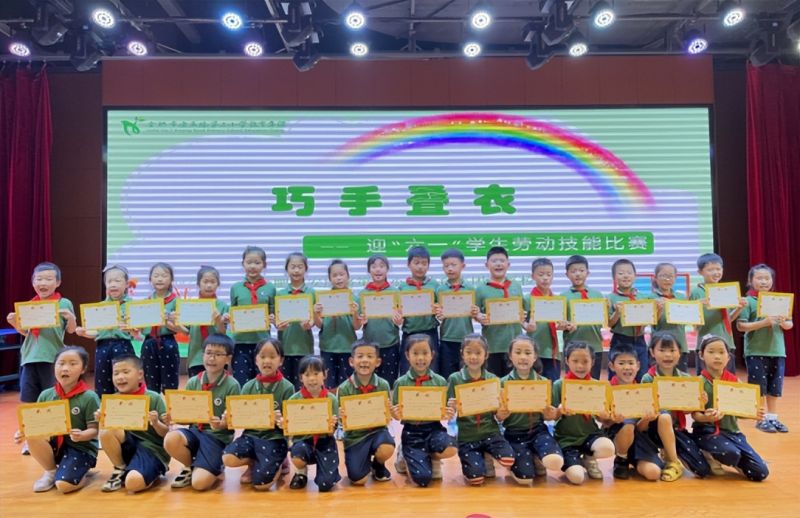 �����������F(tu��n)�`ϪУ�^(q��)��ӭ����һ���ڄӼ��ܴ�ِ