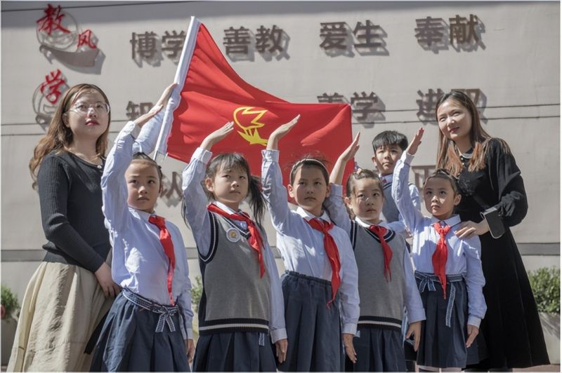 �Ϸ����L��С�mͤ��У�e���׌á�ʮ���ҡ��u�x���Õ�