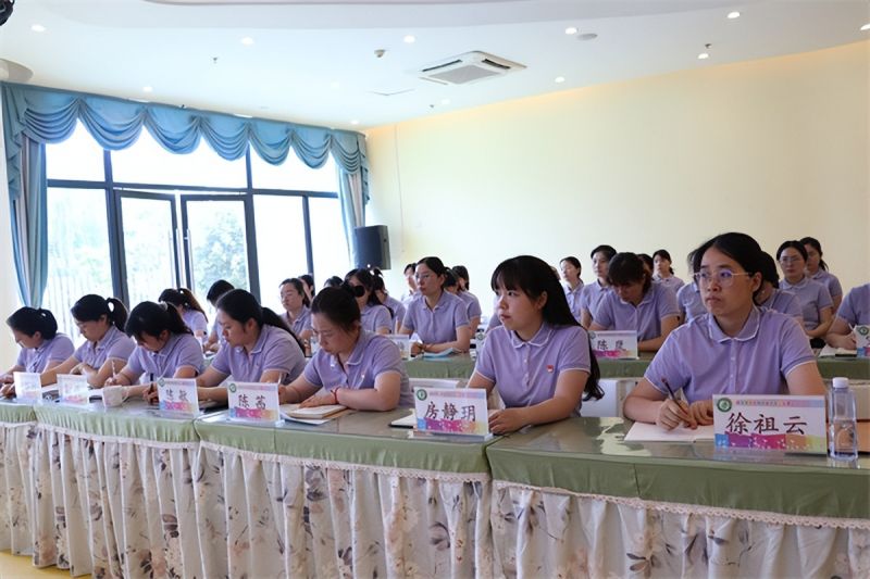 �Ϸ��а��׽������F�����_���F���@�ՔU������