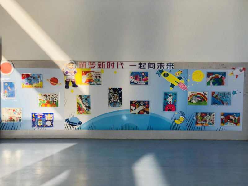 �Ϸʎ�����С�������F�L�S��У�ڶ���ˇ�g(sh��)��(ji��)���}����չ