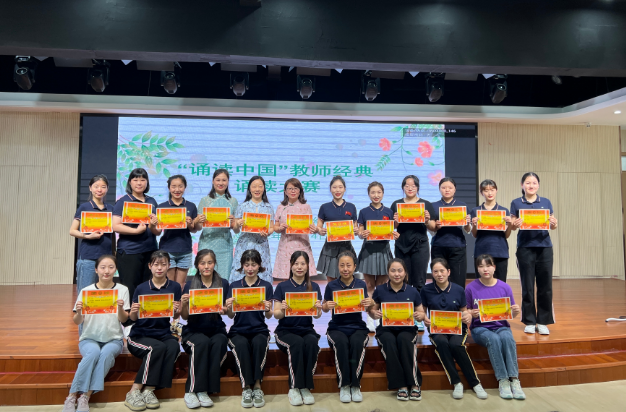 �Ϸ���ֱ�ٙC�P�׃��@�_չ���A�����b���vϵ�л��