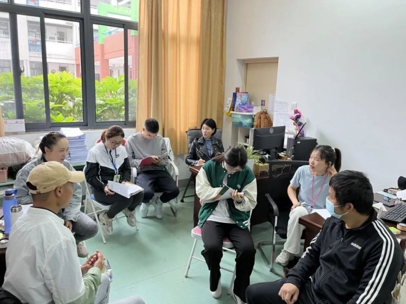 ������С�W(xu��)2021-2022�W(xu��)��ȵڶ��W(xu��)���ǻ��n���߽̌W(xu��)��ӑ�»��(d��ng)