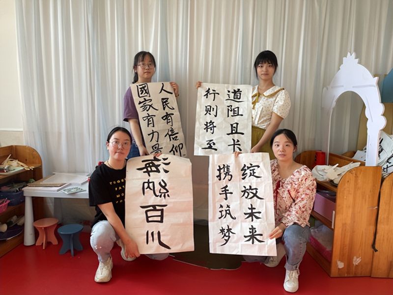 �Ϸ��д����׽������F(tu��n)�F(tu��n)֧���_չܛӲ�P����չʾ���(d��ng)