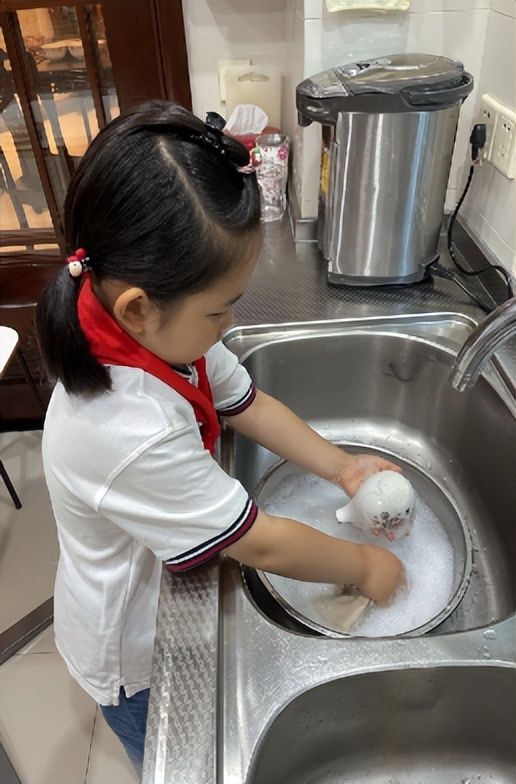 �Ϸ����L��·�ڶ�С�W�ྰ��У�^(q��)��ϲӭ��ʮ�� ������꠆T�����