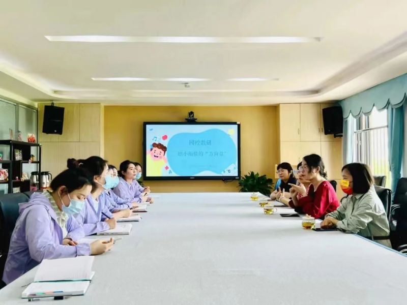 �Ϸ����p���׃��@�������F����㕽��з� ��Сͬ�С�