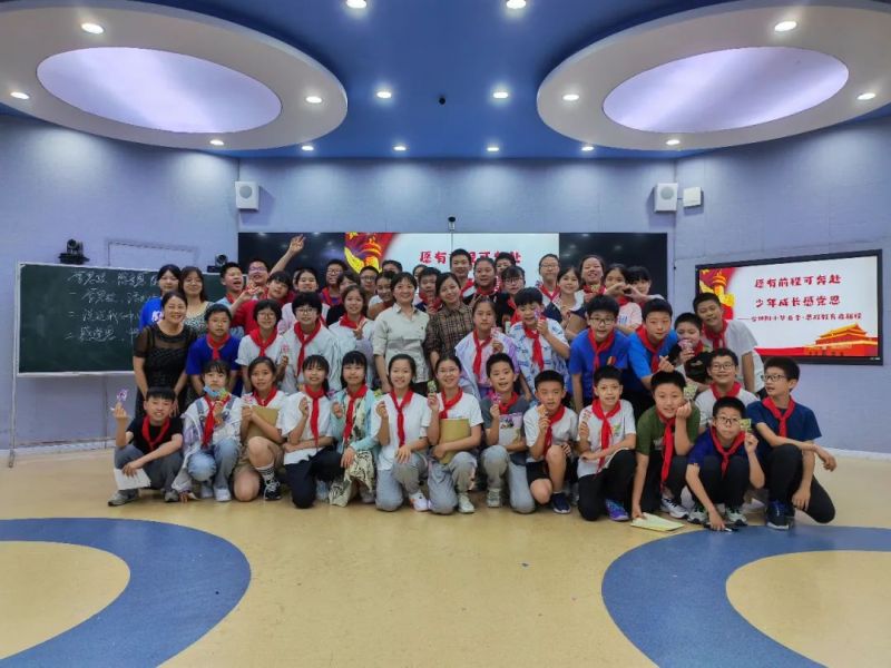 �Ϸʎ����W(xu��)Ժ��������ڞ鸽С���I(y��)��������С�W(xu��)���һ��˼���n��