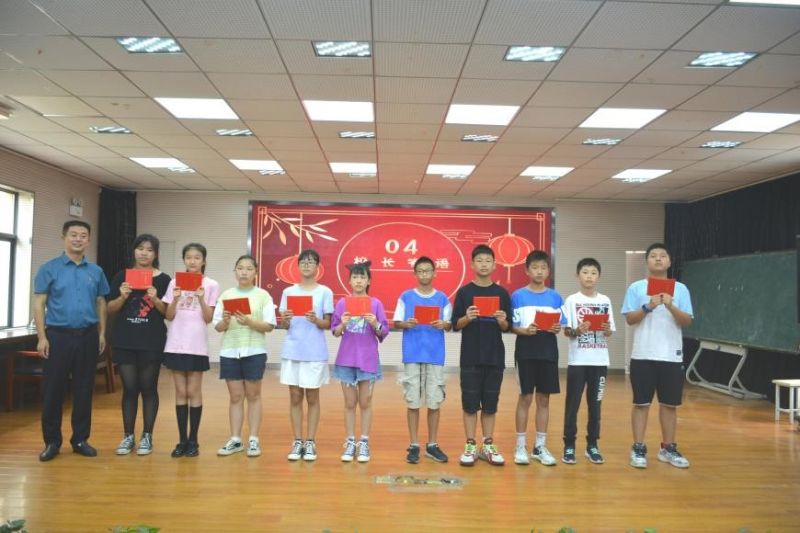 �Ϸ����°���·С�W(xu��)2022�î��I(y��)��Y