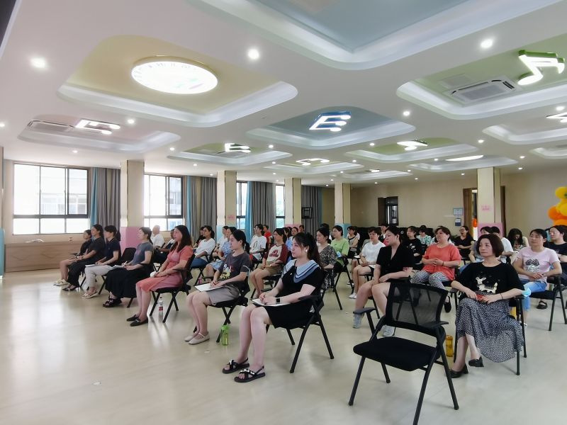 �Ϸ���ֱ�ٙC�P�׃��@���_��ĩ���Y���