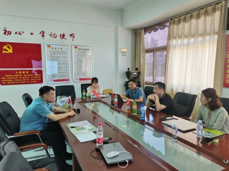 �Ϸʰ��н������F��ɽ��У�_չ�������Ԫ�̌W�OӋ���n�}�о�