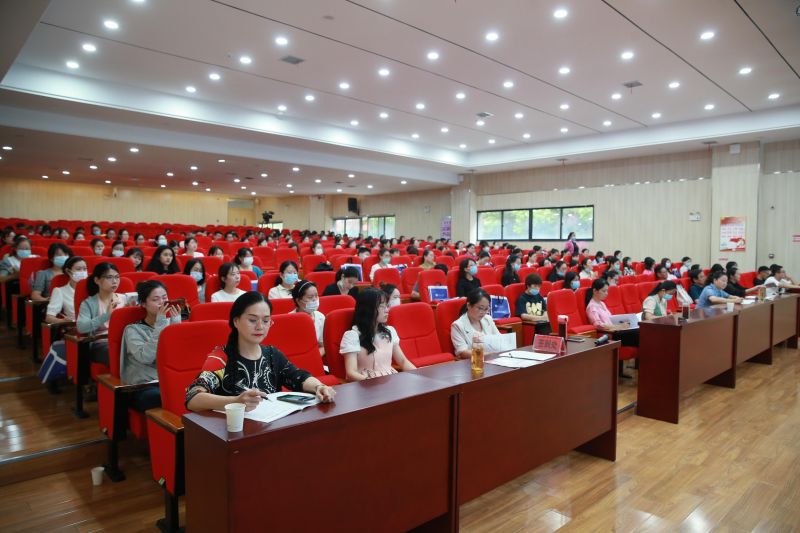 �۽��������B �������I�ٳ��L�����Ϸ����ك�ˇ�g�WУ�������F����У����Ӗ֮��