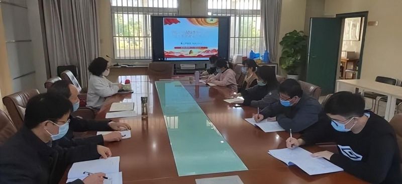 �Ϸ��еڶ��ЌW(xu��)���_������؏�(f��)�n��(zh��n)�乤�����h