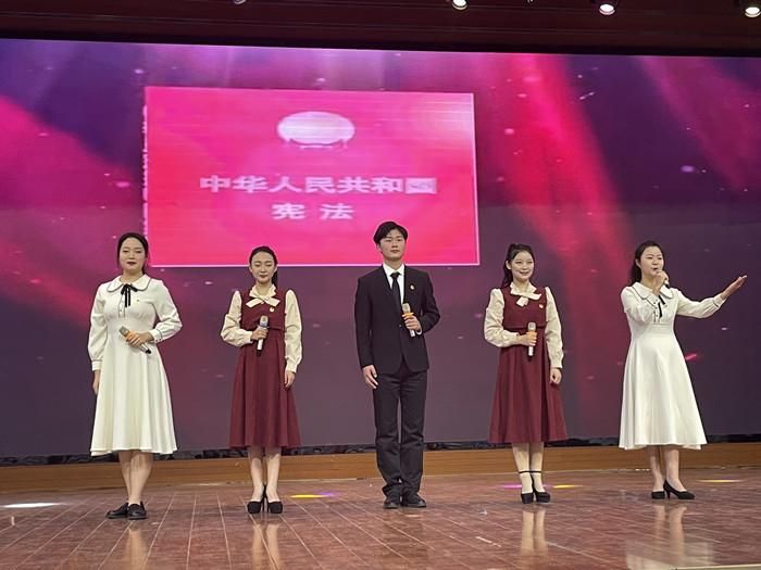 �����׃������WУ��ȫ�С��W�����v�������b�x��ِ�Иs�@һ�Ȫ�