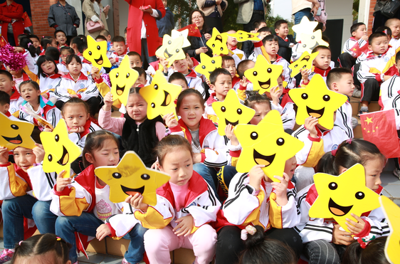 �Ϸ��е����С�W����·У�^ ���ࣺ��һ���А��ġ������ġ���؟���ĵĽ̎�