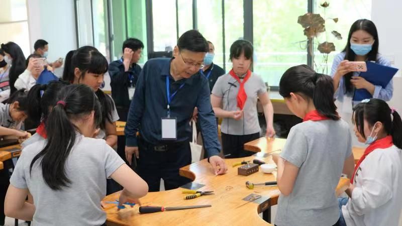 ����^����ɫ �x�܌W�����L������ɽ�^�ڄӽ̎������ӡ��������L