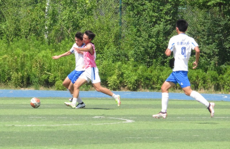 �Ϸʹ��I(y��)�WУ���G���c�����룬��������ഺ