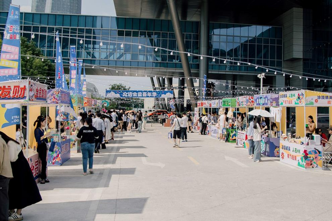 �Ͼ��И�(g��u)�����B(t��i)���ͷ��C(j��)�ƣ���������������A��