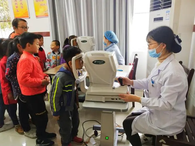 ����������(y��n)���䌍�W(xu��)�������w�z�ƶȺ�ÿ�W(xu��)��2��ҕ���O(ji��n)�y�ƶ�